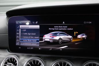 Mercedes E Class E 220 D AMG LINE