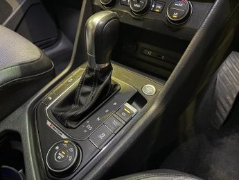 Volkswagen Tiguan R LINE TDI BMT 4MOTION DSG