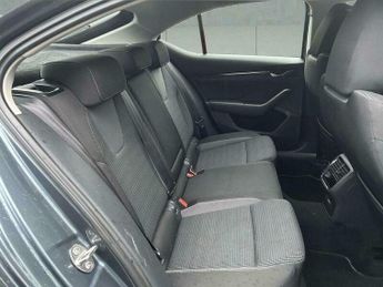 Skoda Octavia 1.0 TSI e-TEC MHEV SE First Edition DSG Euro 6 (s/s) 5dr