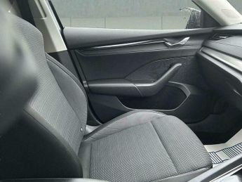 Skoda Octavia 1.0 TSI e-TEC MHEV SE First Edition DSG Euro 6 (s/s) 5dr