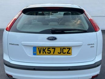 Ford Focus 2.0 Ghia Hatchback 5dr Petrol Automatic (192 g/km, 143 bhp)