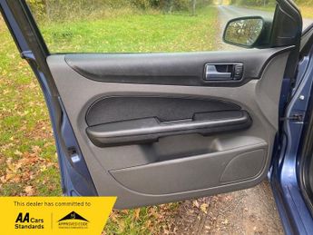 Ford Focus 1.6 SPORT 16V Automatic