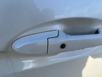 Honda Fit 1.5 Hybrid F Auto 5dr