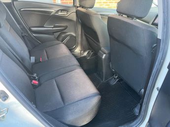 Honda Fit 1.5 Hybrid F Auto 5dr