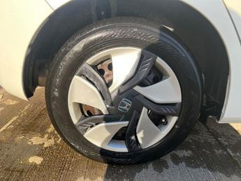 Honda Fit 1.5 Hybrid F Auto 5dr