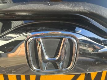 Honda Fit 1.5 Hybrid F Auto 5dr