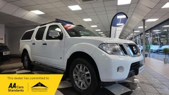 Nissan Navara DCI OUTLAW 4X4 SHR DCB 3.0 NO VAT AUTO LEATHER SAT NAV SUNROOF