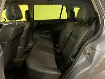 Vauxhall Astra 1.8i 16v Design 5dr