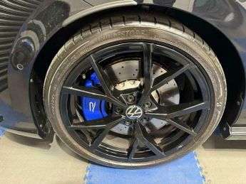 Volkswagen Golf 2.0 Golf R 20 Years TSI 4Motion SA 4WD 5dr