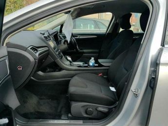 Ford Mondeo 2.0 TDCi Titanium Hatchback 5dr Diesel Powershift Euro 6 (s/s) (