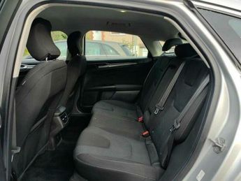 Ford Mondeo 2.0 TDCi Titanium Hatchback 5dr Diesel Powershift Euro 6 (s/s) (