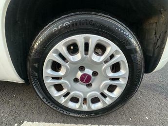 Fiat Panda 0.9 TwinAir Easy Dualogic Euro 5 (s/s) 5dr