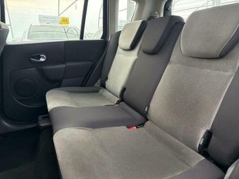 Renault Grand Modus 1.6 VVT Dynamique Auto Euro 4 5dr