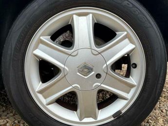 Renault Grand Modus 1.6 VVT Dynamique Auto Euro 4 5dr