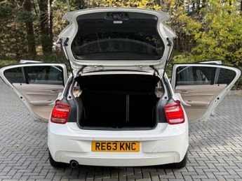 BMW 1 Series 1.6 Fashionista Edition- Exclusive