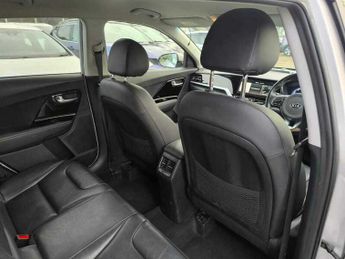 Kia Niro 1.6 Plugin Hybrid GDi 8.9kWh 5dr Euro 6 PCO Eligible ULEZ Free