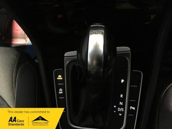 Volkswagen Golf 2.0 TDI BLUEMOTION TECH GT ESTATE DSG ONE OWNER ONLY 56350 MILES