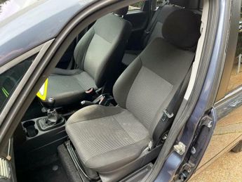 Vauxhall Meriva 1.4i 16v Active 5dr