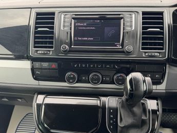 Volkswagen Caravelle 2.0 BiTDI BlueMotion Tech Executive MPV 5dr Diesel DSG Euro 6 (s