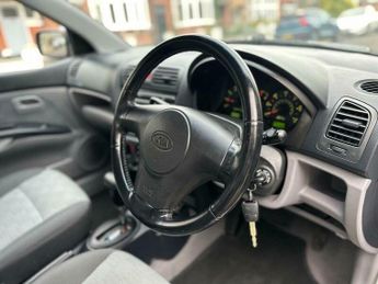 Kia Picanto 1.1 LX 5dr