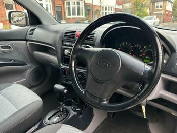 Kia Picanto 1.1 LX 5dr