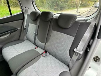 Kia Picanto 1.1 LX 5dr