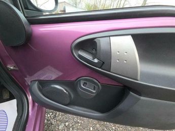 Peugeot 107 1.0 12V Active 2 Tronic Euro 5 3dr