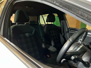 Volkswagen Golf 2.0 TDI BlueMotion Tech GTD DSG Euro 6 (s/s) 5dr