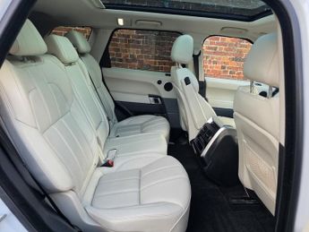 Land Rover Range Rover Sport SDV6 HSE DYNAMIC