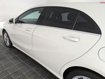 Mercedes-Benz A Class 1.5 A180d Sport (Premium) 7G-DCT Euro 6 (s/s) 5dr