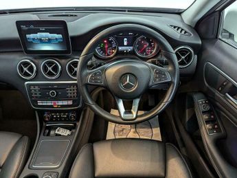 Mercedes-Benz A Class 1.5 A180d Sport (Premium) 7G-DCT Euro 6 (s/s) 5dr