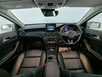 Mercedes-Benz A Class 1.5 A180d Sport (Premium) 7G-DCT Euro 6 (s/s) 5dr