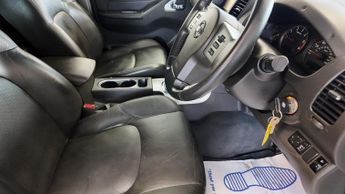 Nissan Navara DCI SALOMON 4X4 SHR DCB