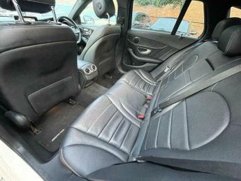 Mercedes-Benz C Class 2.1 C220d AMG Line (Premium) 7G-Tronic+ Euro 6 (s/s) 5dr