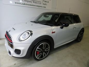 MINI Mini JOHN COOPER WORKS