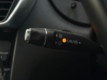 Infiniti Q30 SPORT D