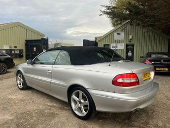 Volvo C70 2.0T 2dr