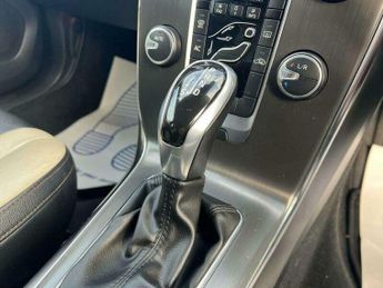 Volvo V40 1.6 D2 Lux Powershift Euro 5 (s/s) 5dr