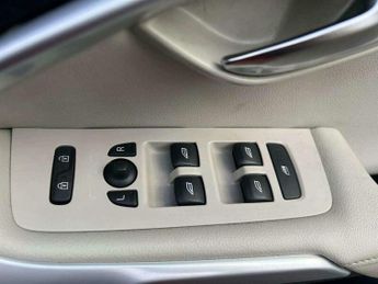 Volvo V40 1.6 D2 Lux Powershift Euro 5 (s/s) 5dr