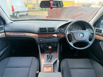 BMW 5 SERIES 2.2 520i SE 4dr