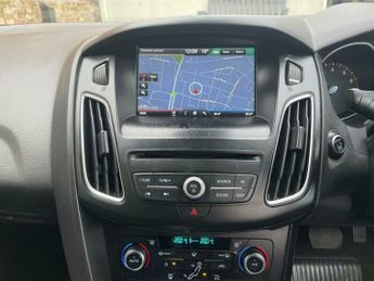 Ford Focus POWERSHIFT TITANIUM