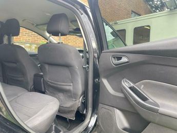 Ford Focus POWERSHIFT TITANIUM