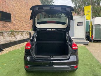 Ford Focus POWERSHIFT TITANIUM