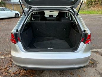 Audi A3 1.6 TDI SE Sportback S Tronic Euro 5 (s/s) 5dr
