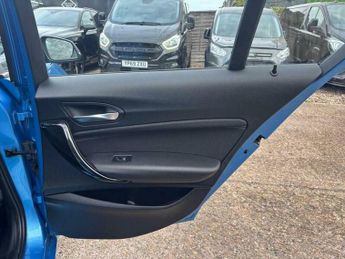 BMW 1 SERIES 1.5 118i Sport Auto Euro 6 (s/s) 5dr