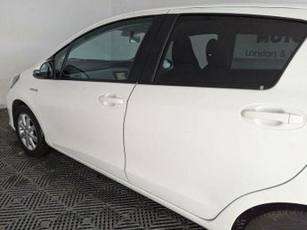 Toyota Yaris 1.5 VVT-h T4 CVT Euro 5 5dr