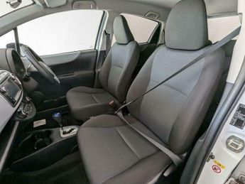 Toyota Yaris 1.5 VVT-h T4 CVT Euro 5 5dr