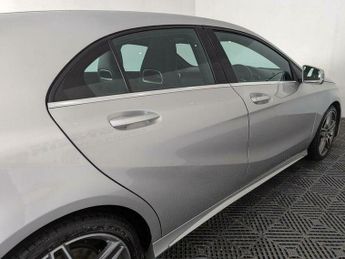 Mercedes-Benz A Class 1.5 A180d AMG Line 7G-DCT Euro 6 (s/s) 5dr