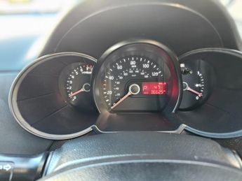 Kia Picanto 1.25 2 Hatchback 5dr Petrol Auto Euro 5 (84 bhp)