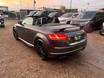 Audi TT 2.0 TFSI 45 Black Edition Roadster S Tronic quattro Euro 6 (s/s)